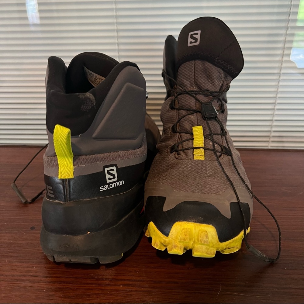Salomon Black and Yellow Athletic Shoes with Quick-Lace System